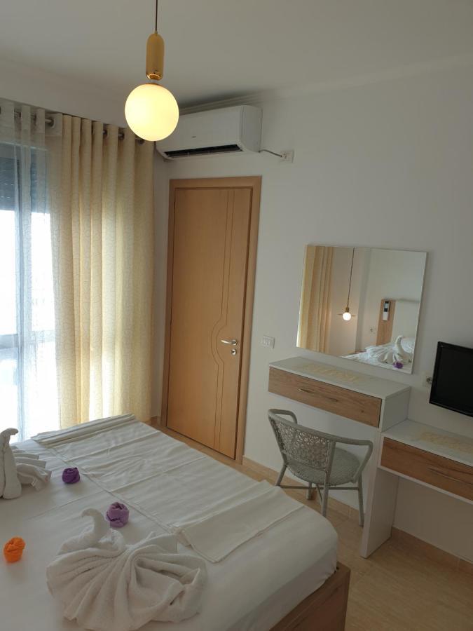 Hera Premium Apartments Sarandë Buitenkant foto