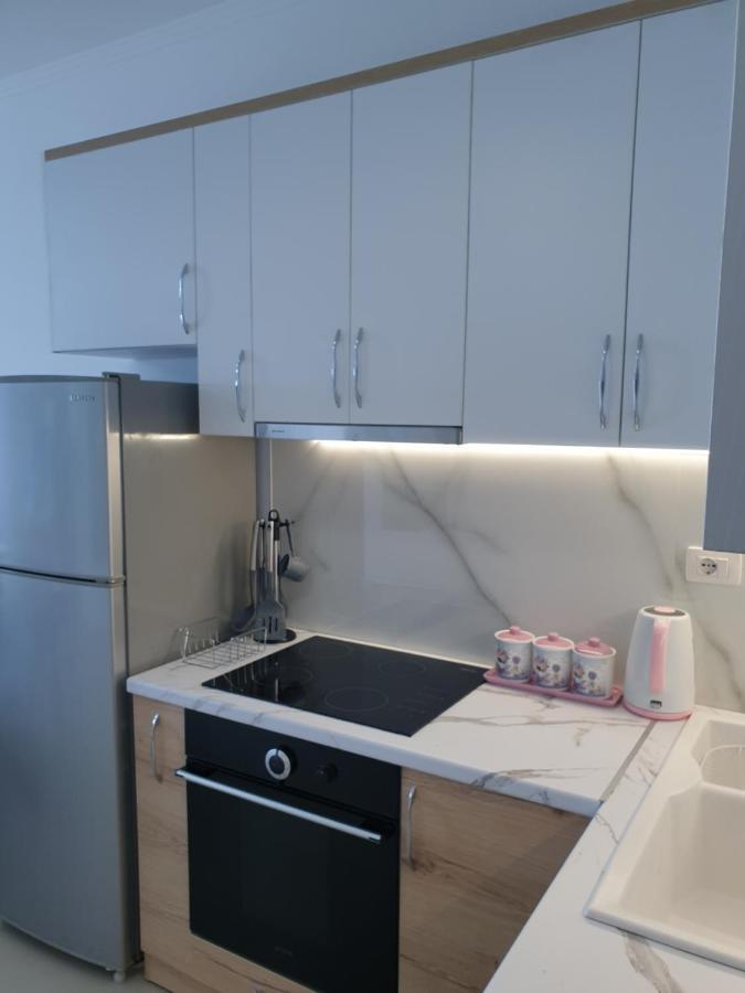 Hera Premium Apartments Sarandë Buitenkant foto